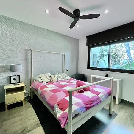 Prestigieuse 2 Piscines Villa *
